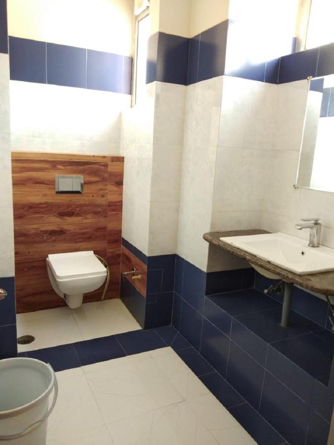 Hotel Samrat Rajasthan Hanumāngarh Buitenkant foto